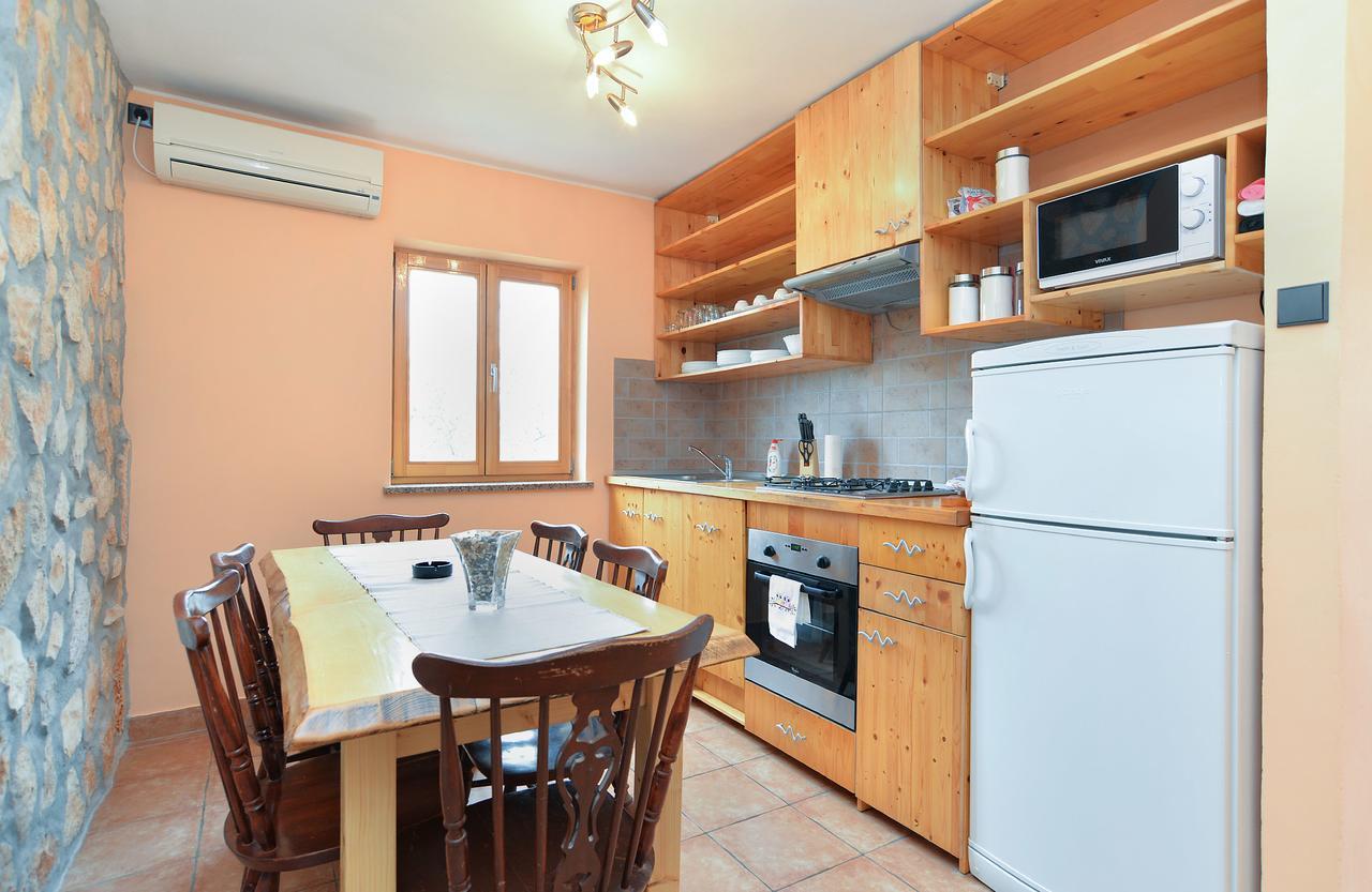 Apartments Dino 1700 Fažana Exterior foto